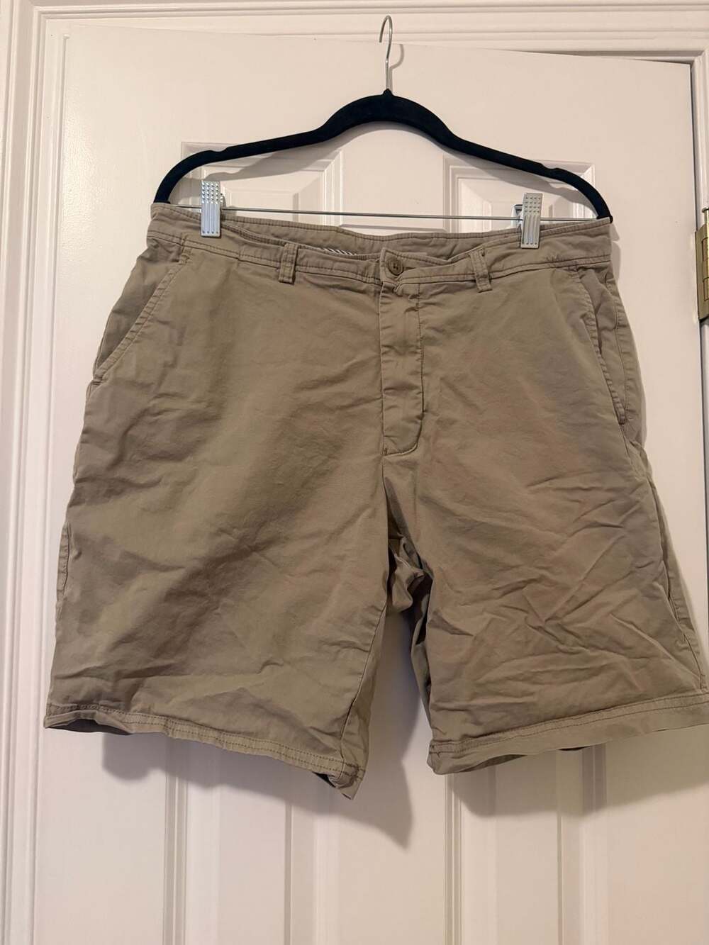 Profilo Tan Flat Front Chino Shorts Size 34